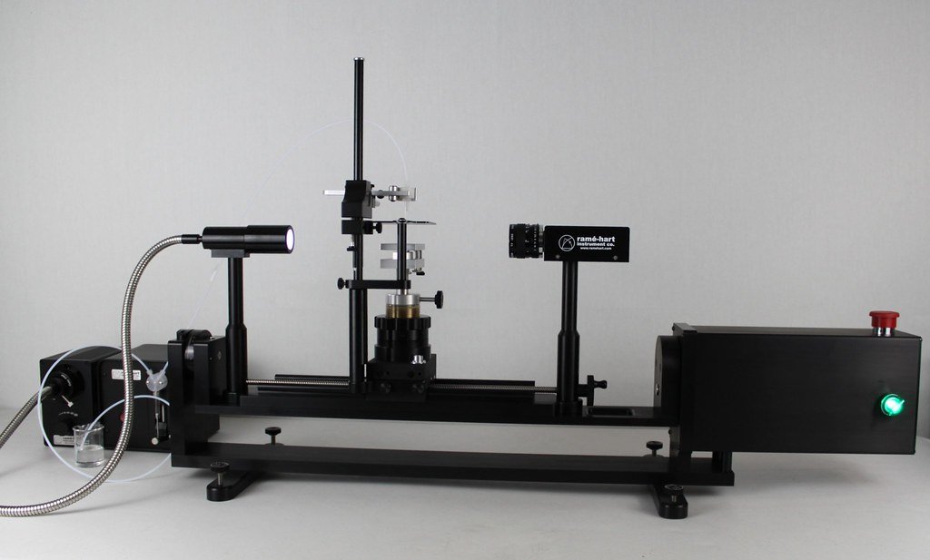 ram&eacute;-hart Model 590 goniometer and tensiometer